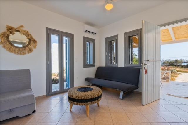 Beach House Antiparos Екстериор снимка